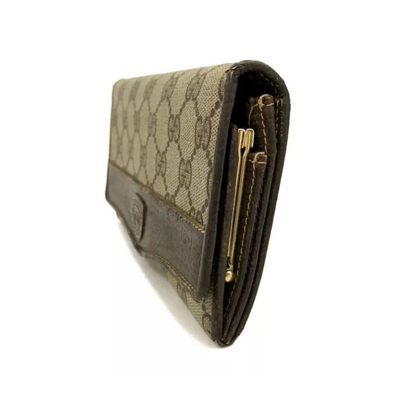 Authentic Gucci Brown Monogram Wallet - Picture 3 of 8
